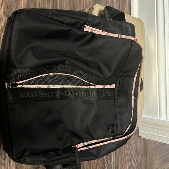 Steve Madden backpack - Picture 8 of 8